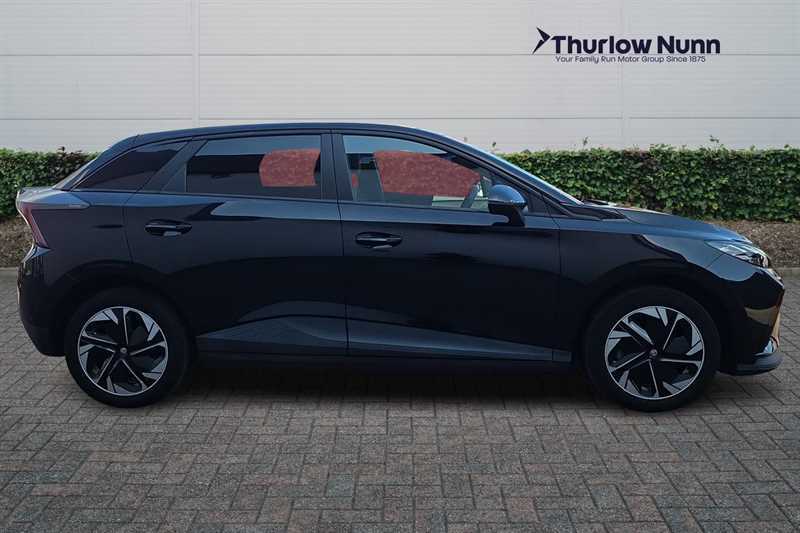 MG MG4 51Kwh Se Hatchback 170 Ps GY23XAP Black #2