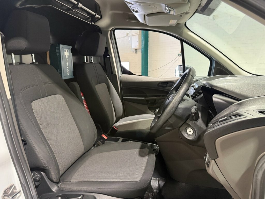 Ford Transit Connect 1L Leader White #5