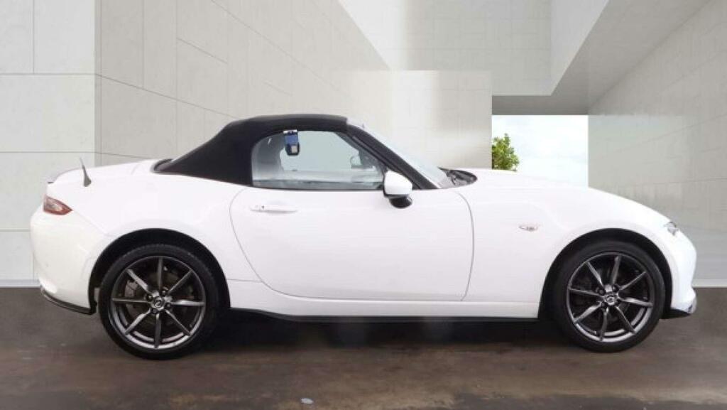 Mazda MX-5  Red #9