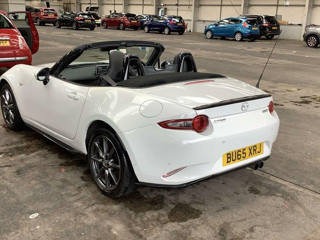 Mazda MX-5  Red #15