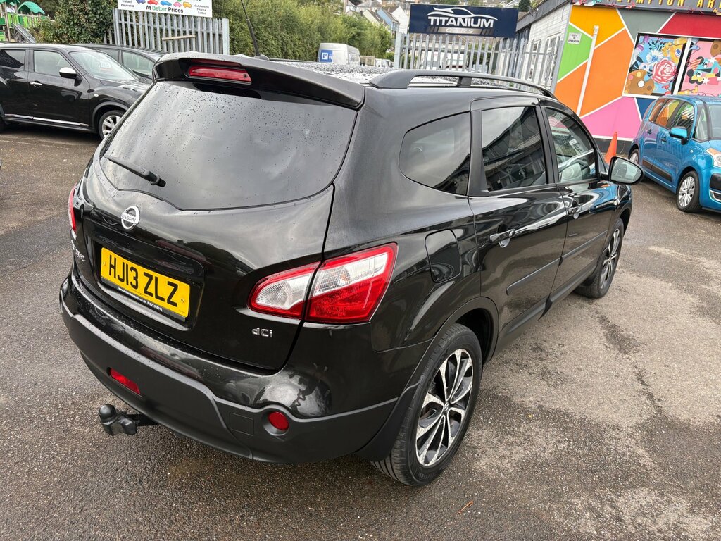 Nissan Qashqai+2 1.6 Acenta 2Wd Red #5