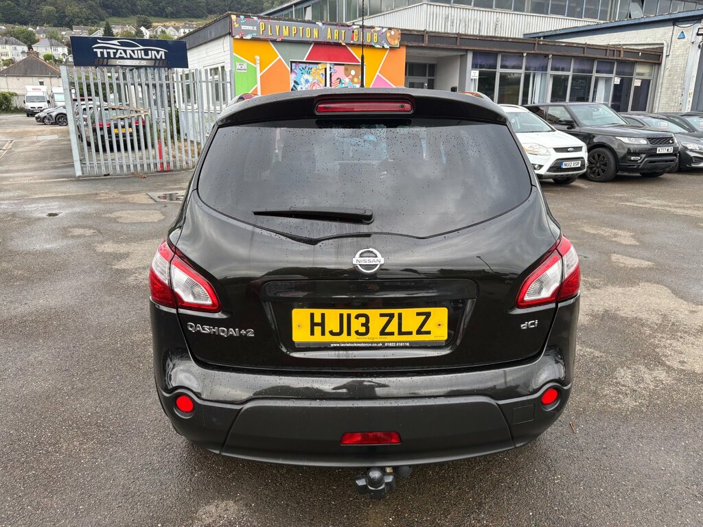 Nissan Qashqai+2 1.6 Acenta 2Wd Red #6