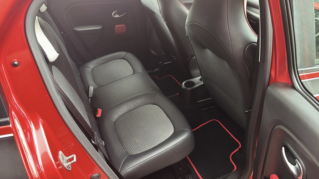 Renault Twingo Hatchback White #14