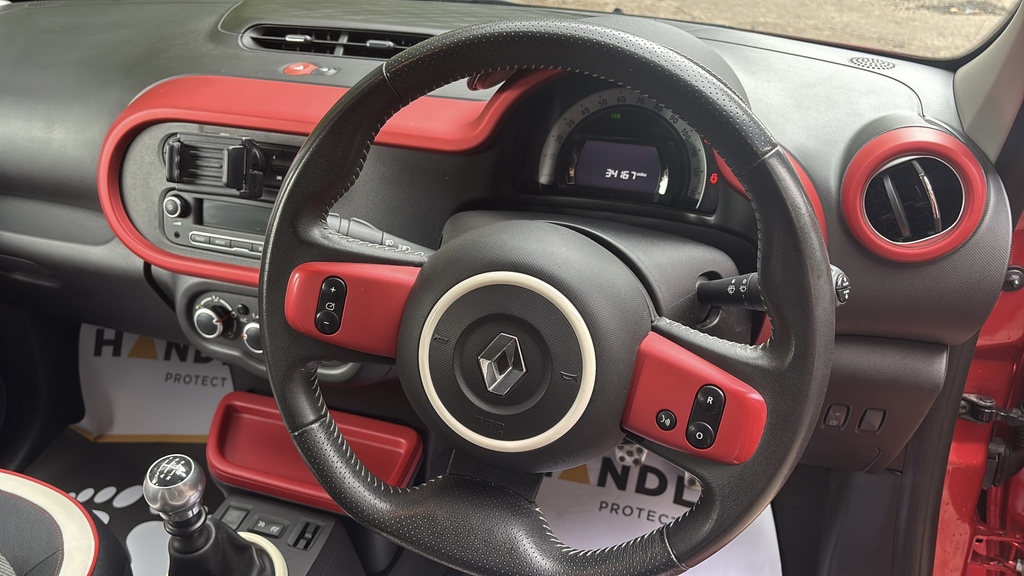 Renault Twingo Hatchback White #13