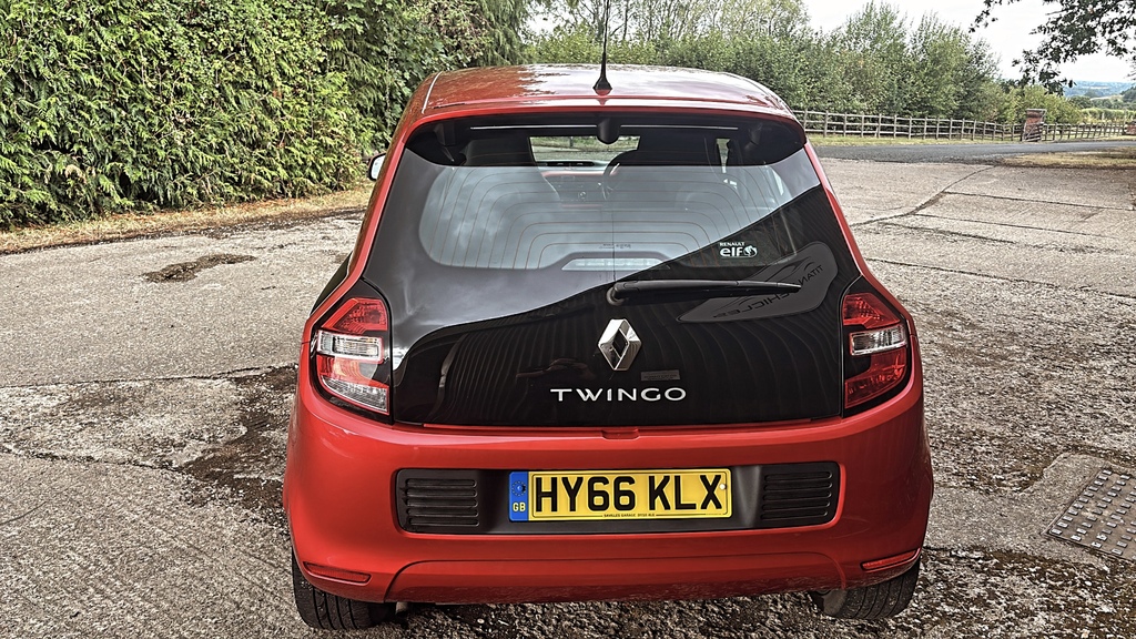 Renault Twingo Hatchback White #16