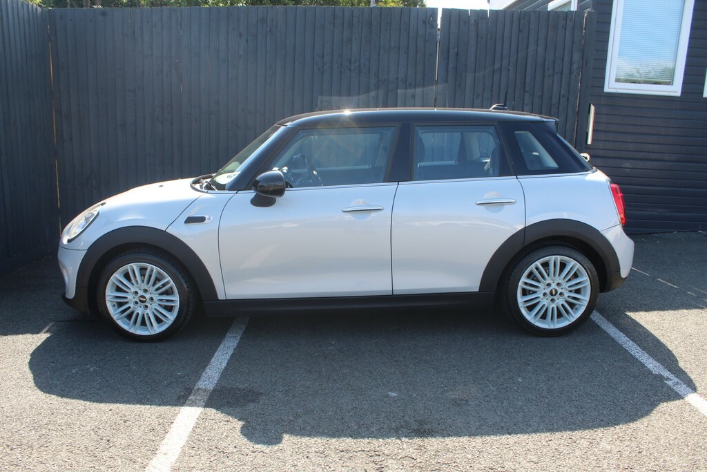 Mini Hatch Hatchback 1.5 5-Door Hatch Cooper 2016 BJ66NZK Silver #5