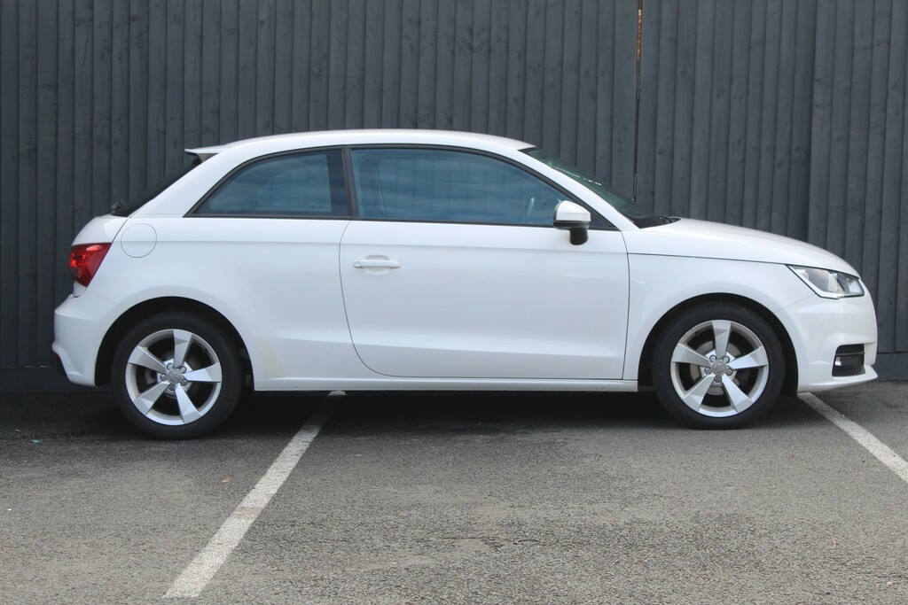 Audi A1 Hatchback 1.0 Tfsi Sport 2017 CU67RUV White #4