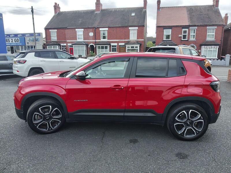 Jeep Avenger 54Kwh Summit YP73ZGV Red #5