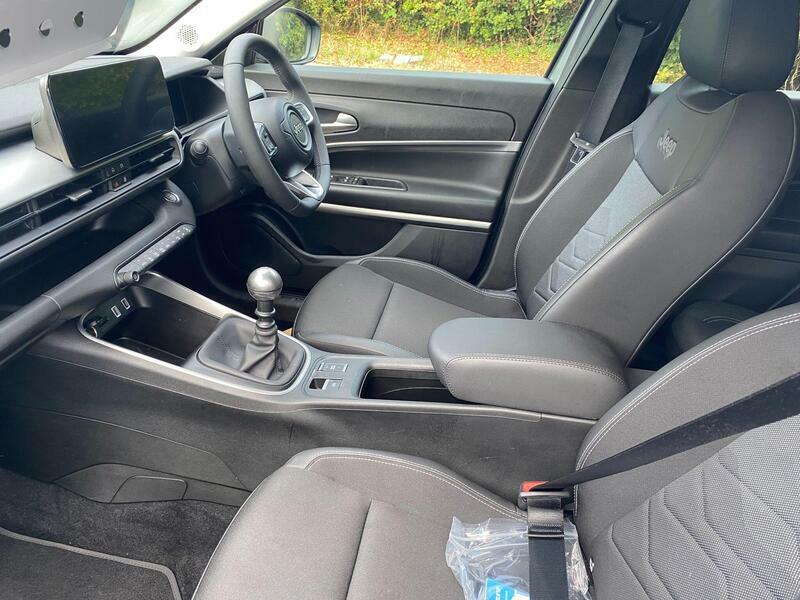 Jeep Avenger 1.2 Summit Euro 6 Ss WP25BFM Grey #4