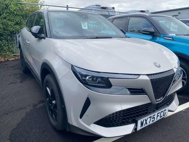 Alfa Romeo Junior 1.2 Mhev Ibrida E-dct Euro 6 Ss