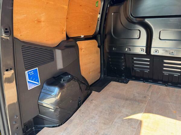 Ford Transit Courier Courier Base Tdci White #23