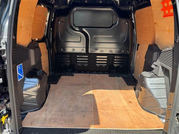 Ford Transit Courier Courier Base Tdci White #22
