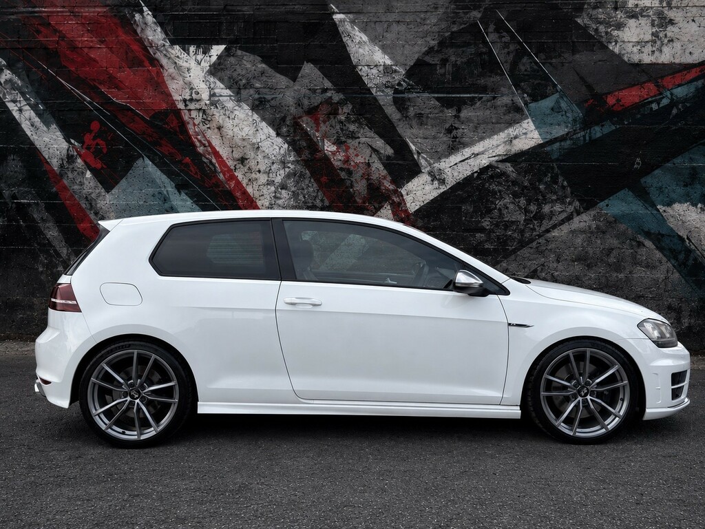 Volkswagen Golf 2.0 Tsi Bluemotion Tech R BL64ZDM White #4