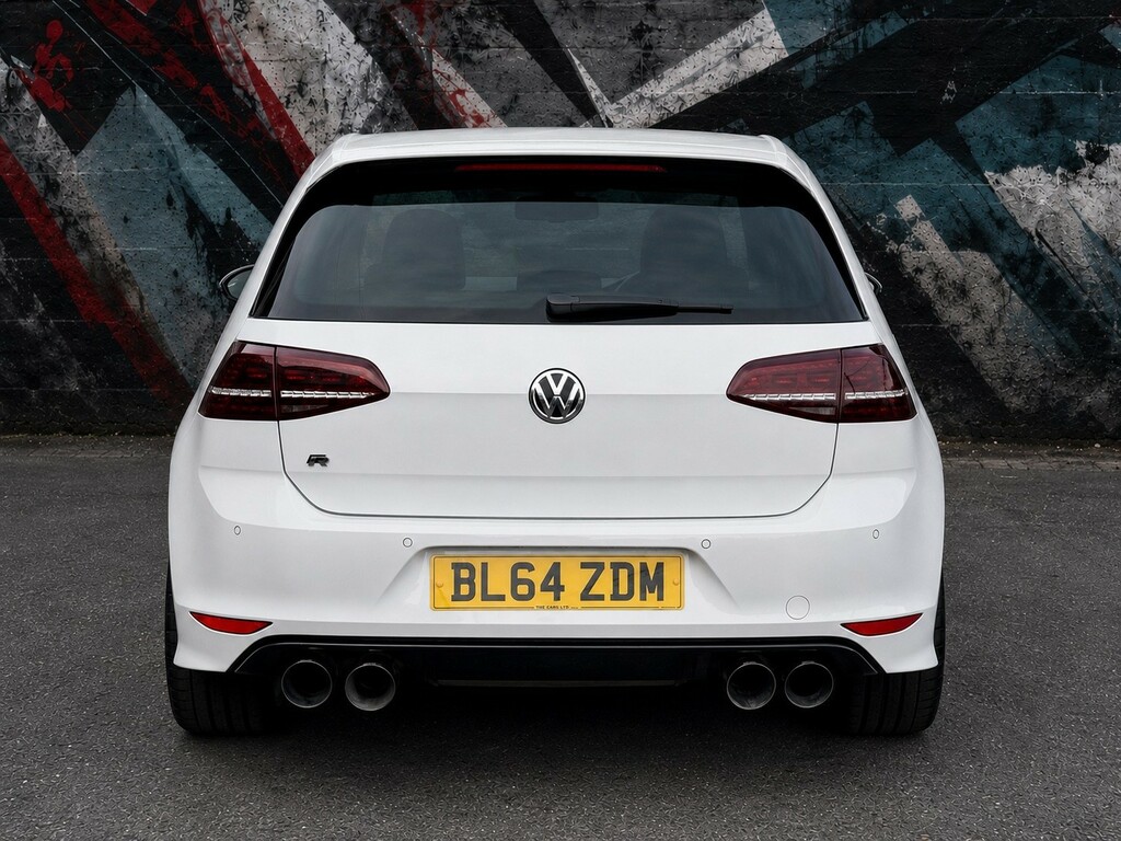Volkswagen Golf 2.0 Tsi Bluemotion Tech R BL64ZDM White #2
