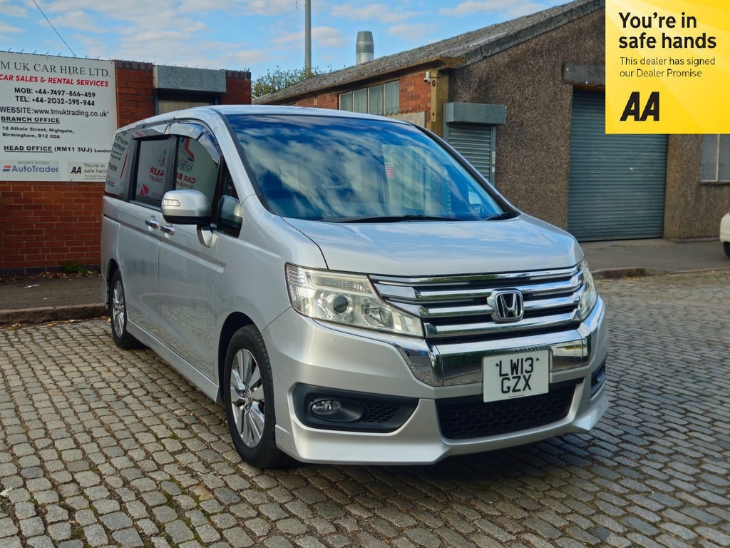 Honda StepWagon Wagon Spada 2.0 201313 8 Seats Silver