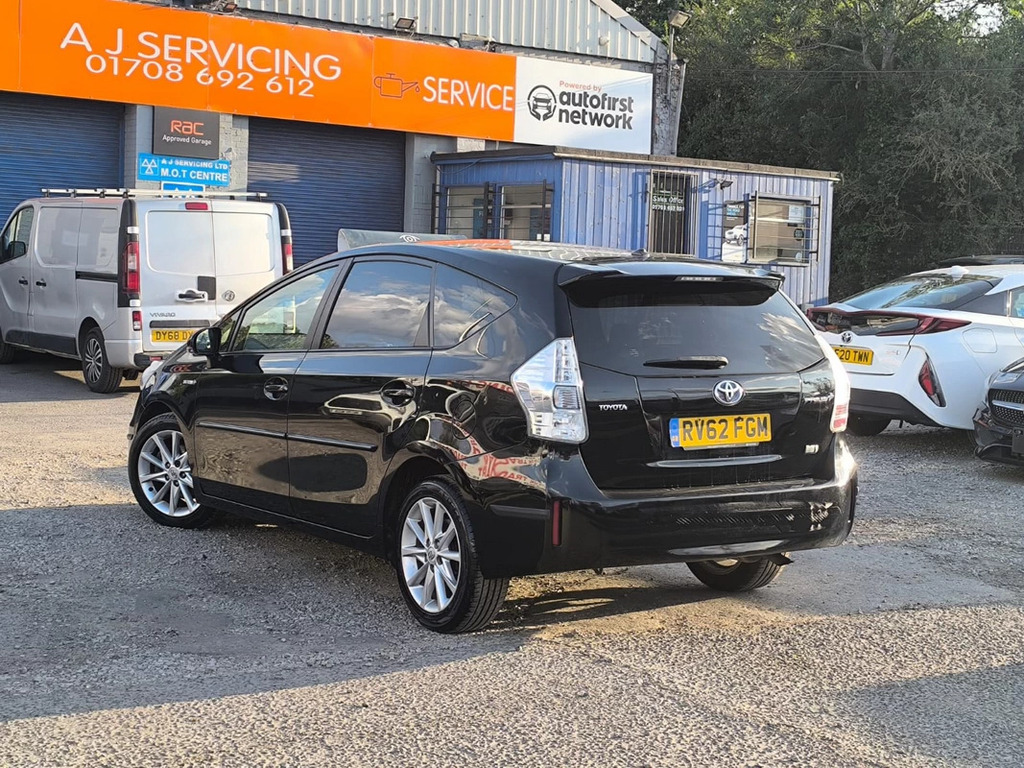 Toyota Prius+ 1.8 Hybrid 201262Vvti T-spirit 7 Seats 2 Key Black #4