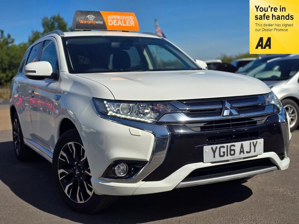 Mitsubishi Outlander 2.0 Plugin Hybrid 201616 12Kwh Gx3h Suv 4Wd Euro White