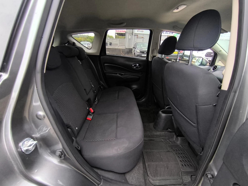 Nissan Note Note Acenta Premium Red #10