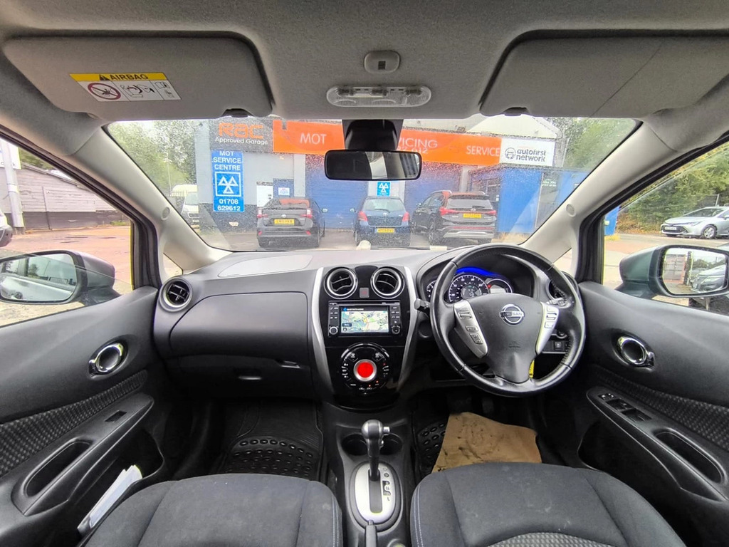 Nissan Note Note Acenta Premium Red #12