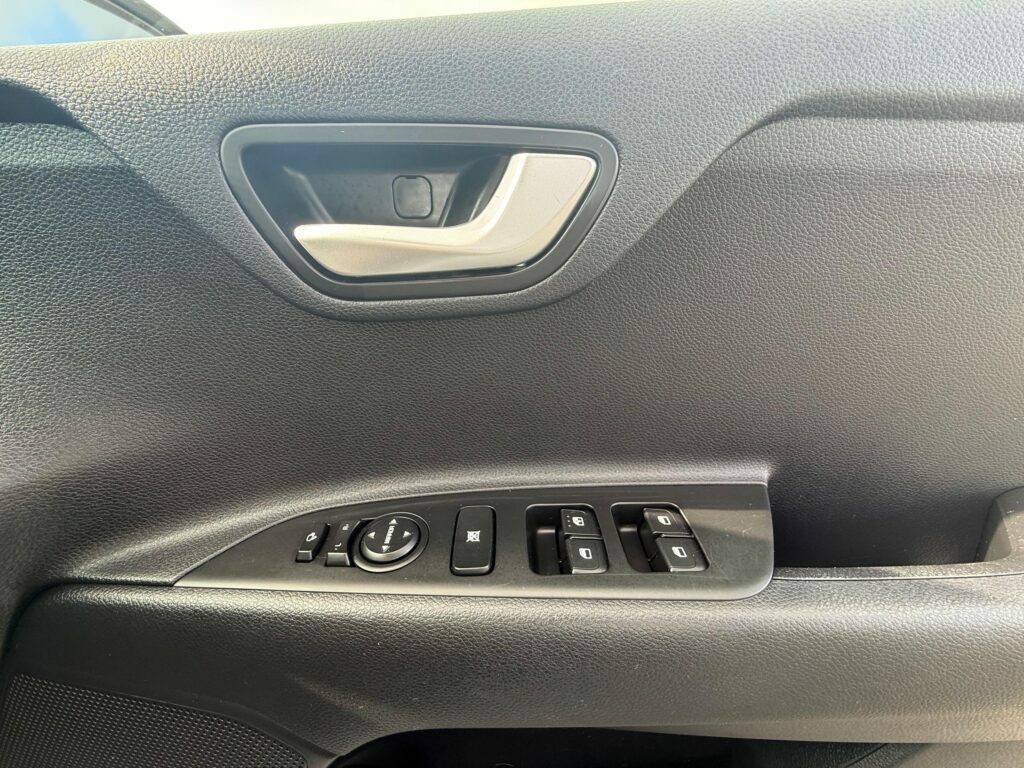 Kia Stonic Quantum Grey #20
