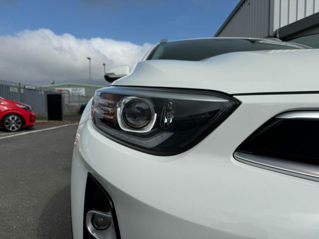 Kia Stonic Quantum Grey #23