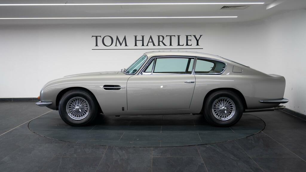 Aston Martin DB6 Sports Saloon Fully Restored Silver #4