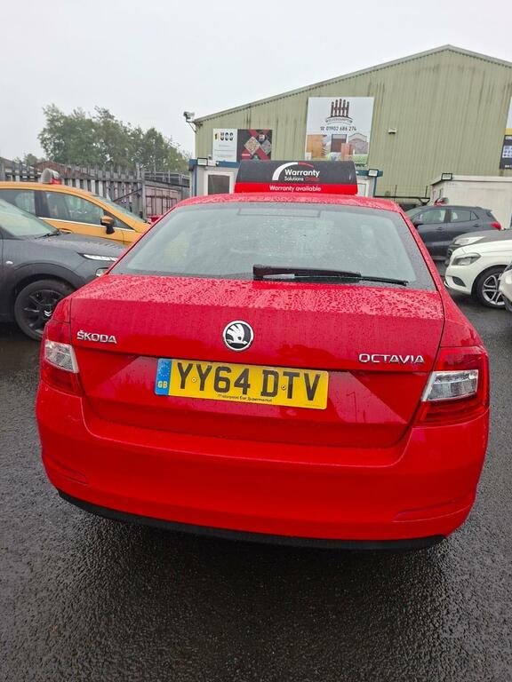 Skoda Octavia Hatchback 1.2 Tsi S Euro 5 Ss 201464 Red #5