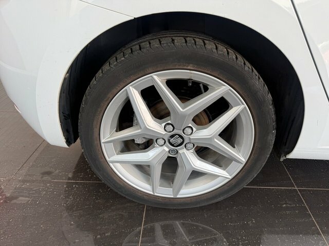 Seat Ibiza Hatchback DS70DYL White #3