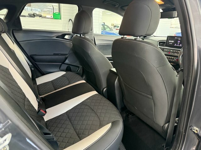 Kia Ceed Hatchback NX19SYW Grey #4