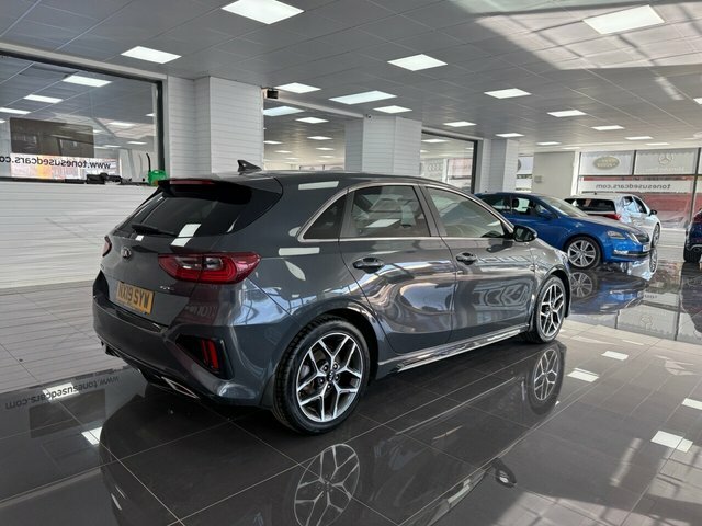 Kia Ceed Hatchback NX19SYW Grey #2