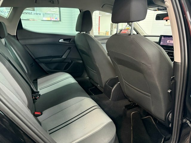 Seat Leon Hatchback YF70BCU Black #2