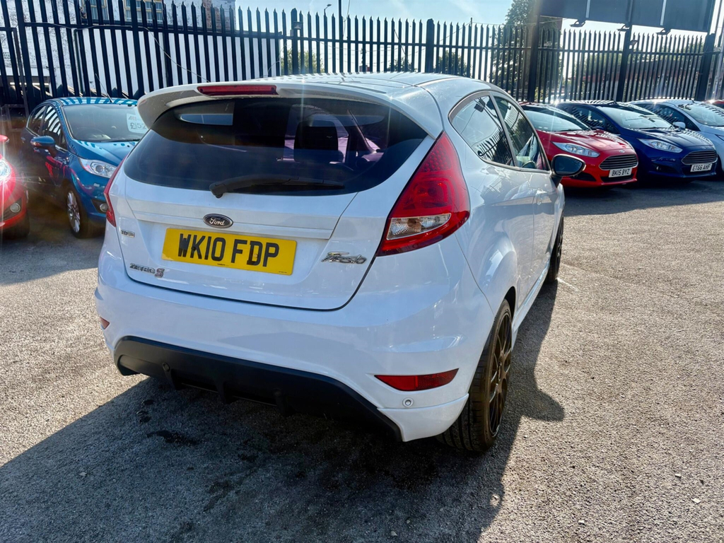 Ford Fiesta 1.6 Td Zetec S #4