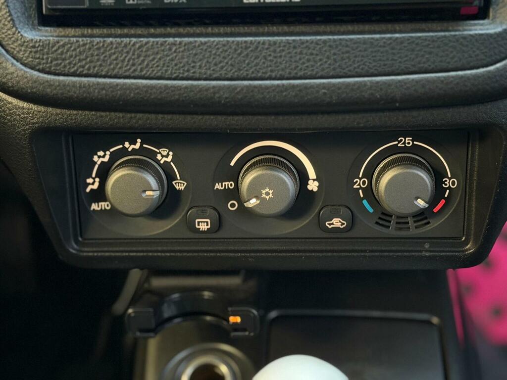 Mitsubishi Lancer 1.6 Elegance Black #26