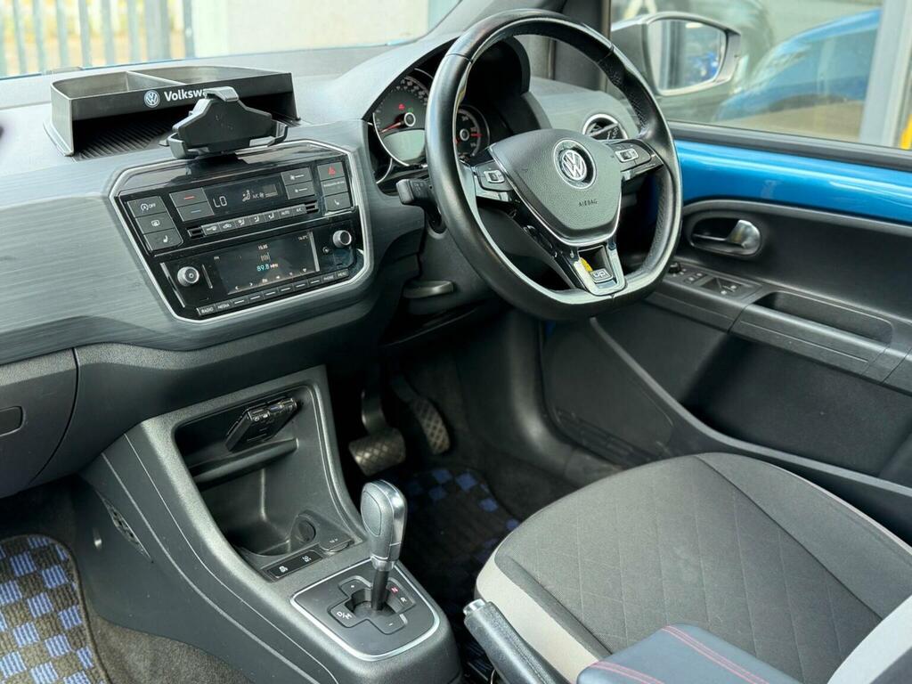 Volkswagen Up Hatchback Cross 1.0 Bluemotion Tech Asg 2017 TEMP382 Blue #3