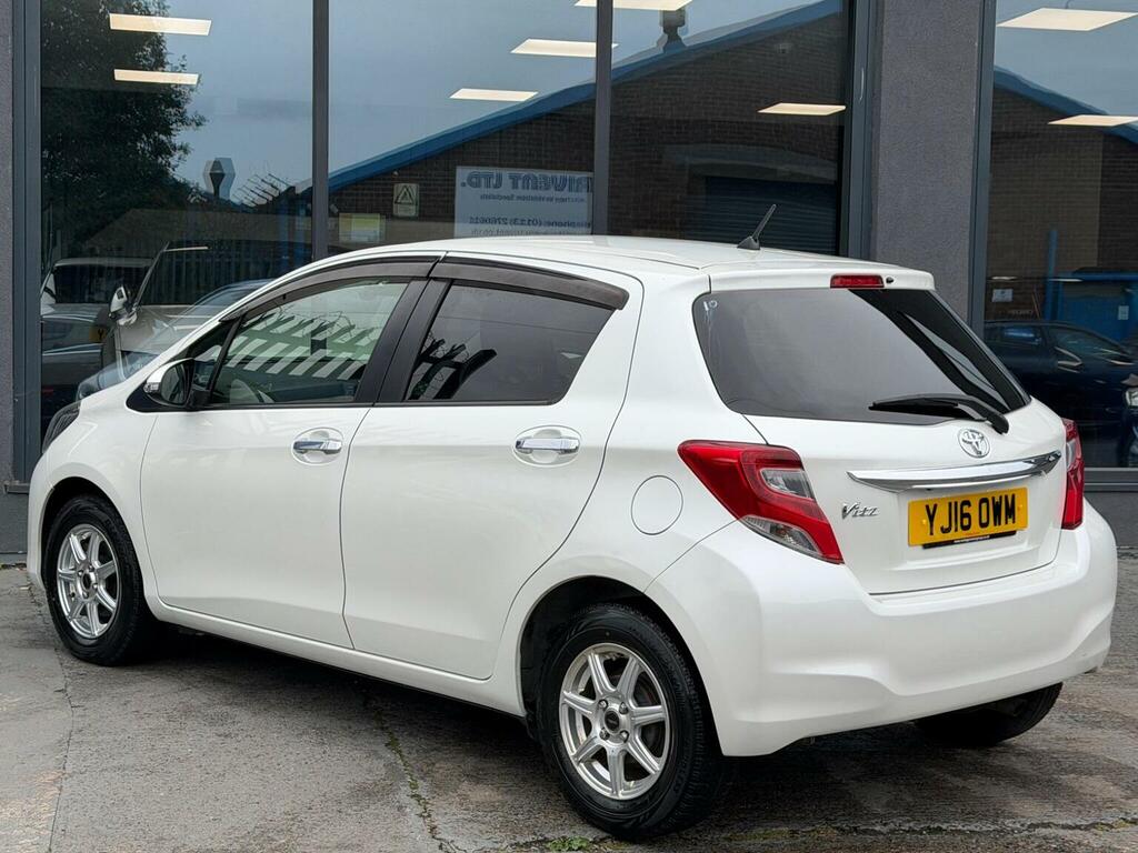 Toyota Yaris 1.33 Dual Vvt-i Icon Multidrive S Euro 6 White #6