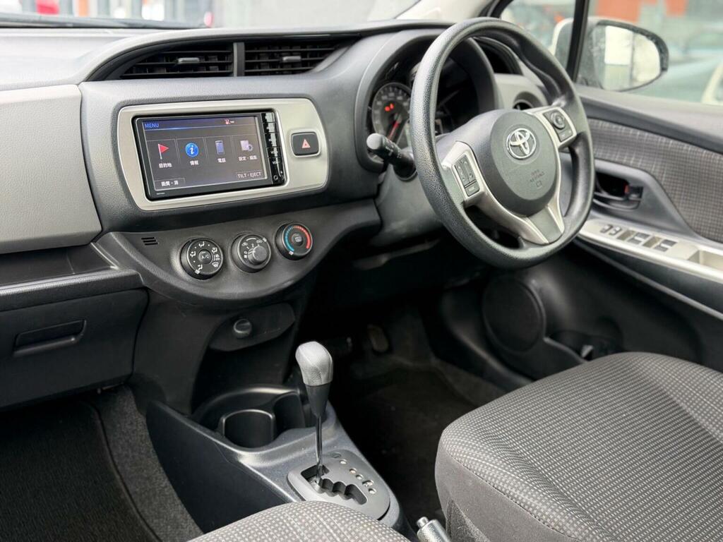 Toyota Yaris 1.33 Dual Vvt-i Icon Multidrive S Euro 6 White #3