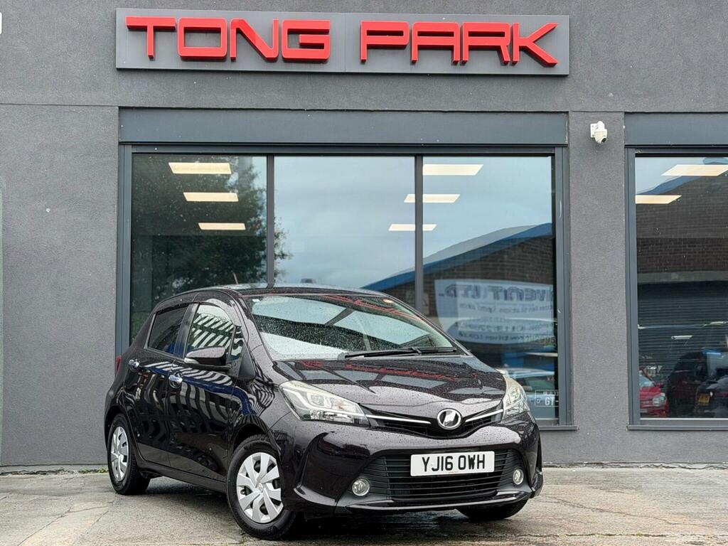 Toyota Yaris 1.33 Dual Vvt-i Icon Multidrive S Euro 6 Purple