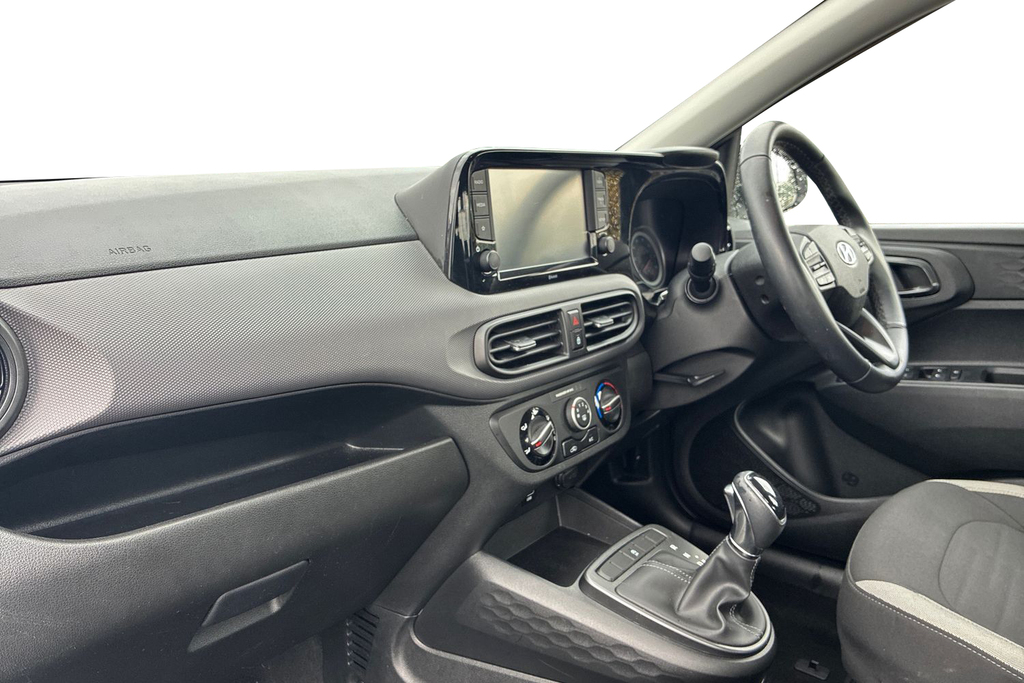 Hyundai I10 1.0 Se Connect Hatchback Euro 6 S White #2