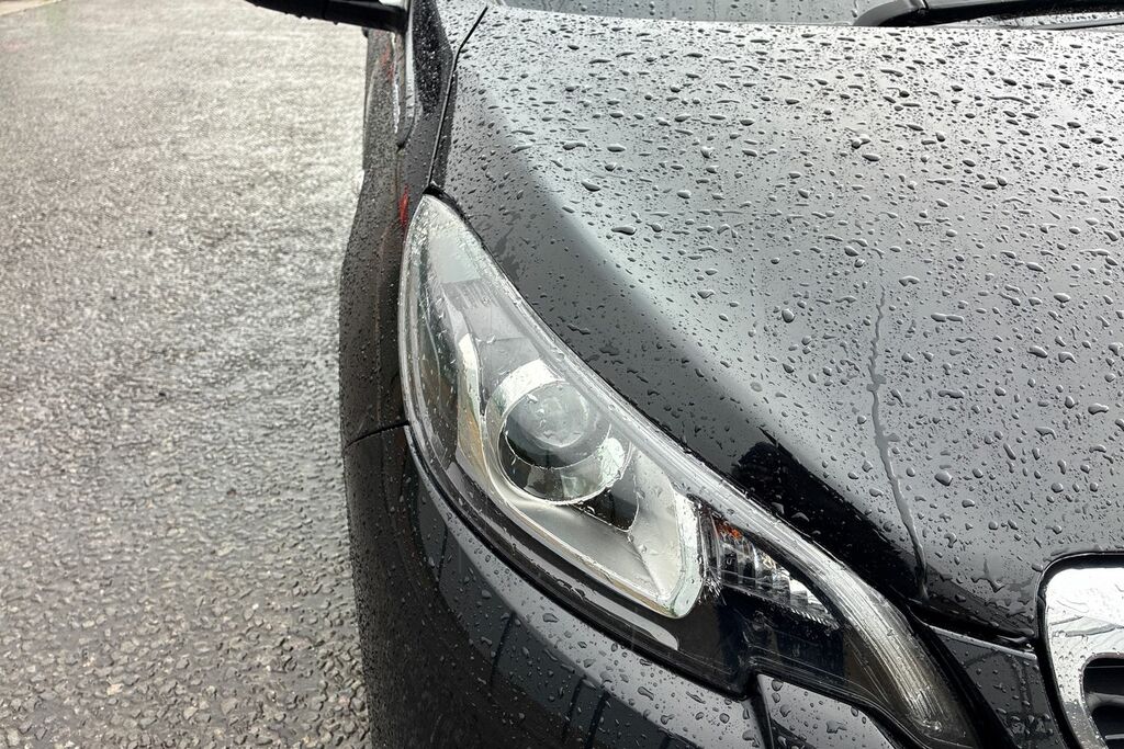 Peugeot 108 Active Silver #11