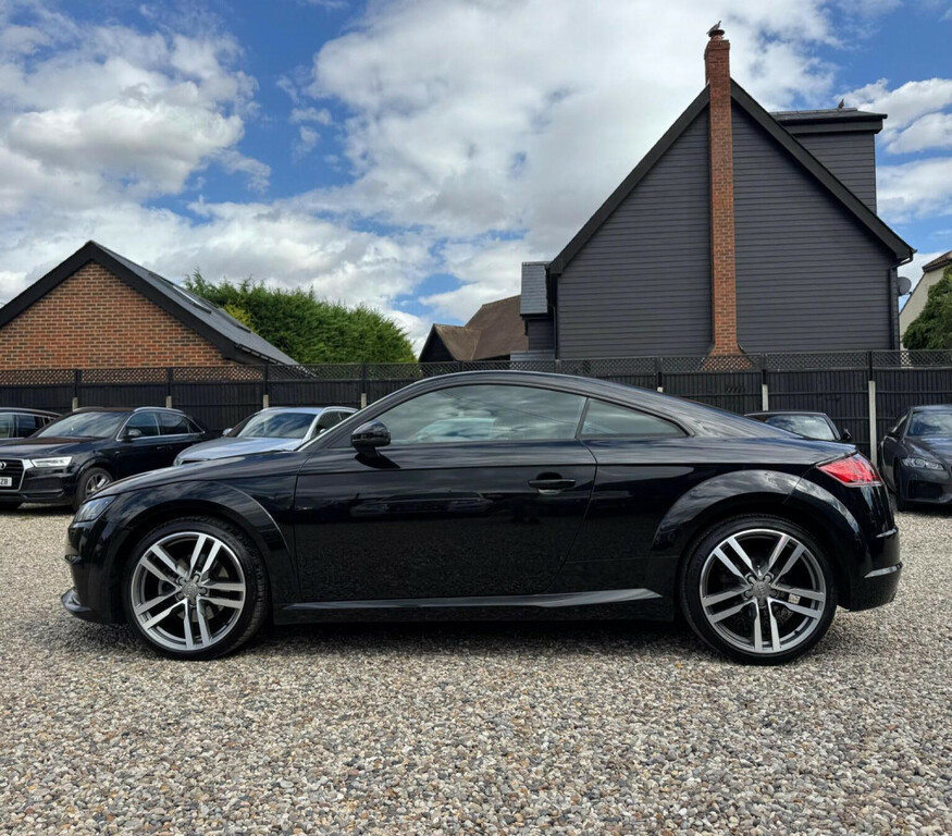 Audi TT Black #25