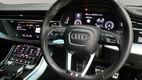 Audi Q7 2019 69 3.0 VN69DWX Grey #3