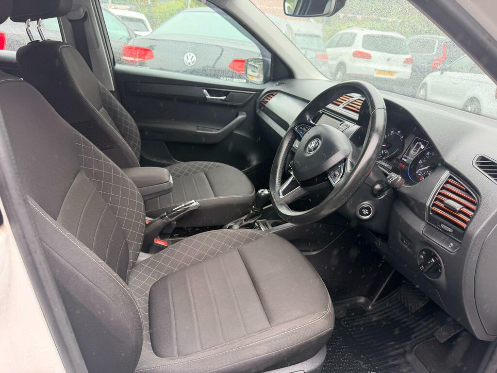 Skoda Fabia Se Black #16