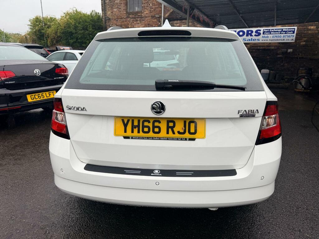 Skoda Fabia Se Black #11