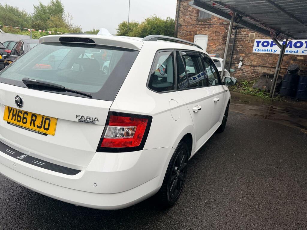 Skoda Fabia Se Black #12