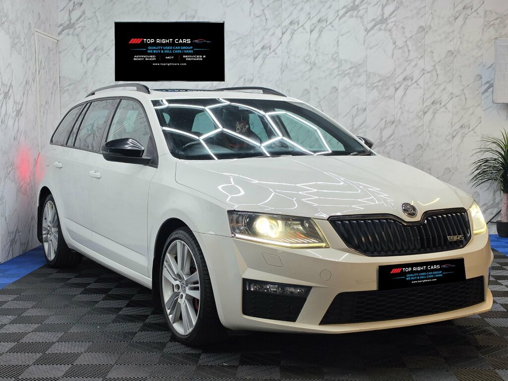 Skoda Octavia 2.0 Tdi Vrs Estate Dsg Ss 184 Ps White
