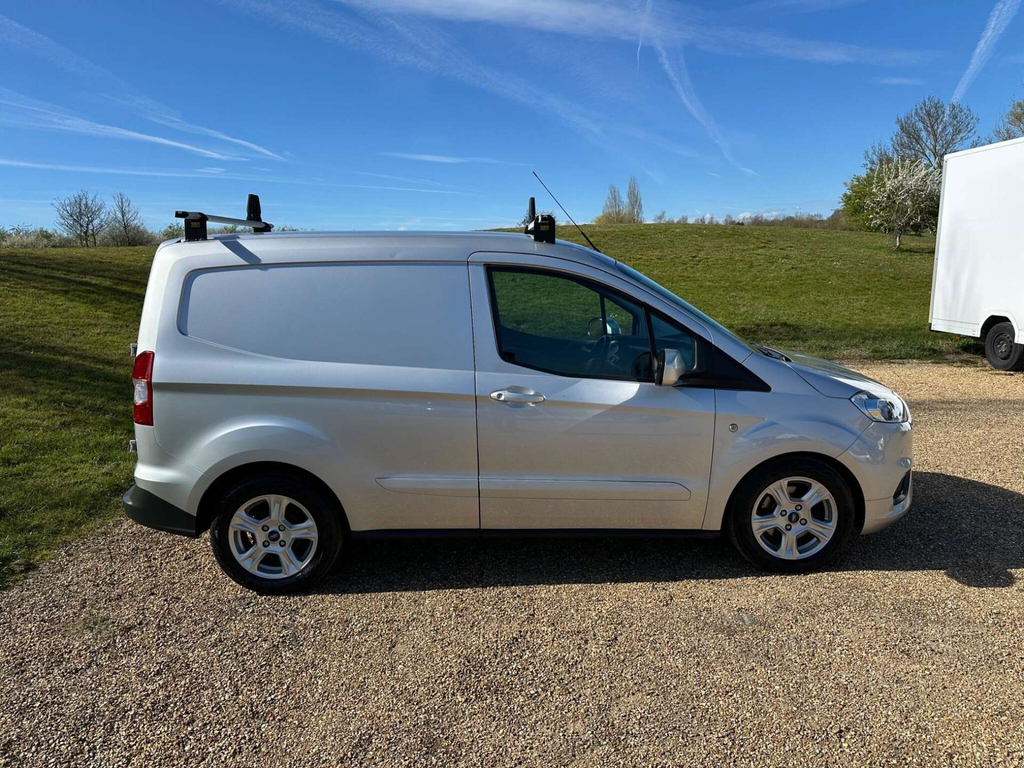 Ford Transit Courier Limited L1 Euro 6 Silver #6