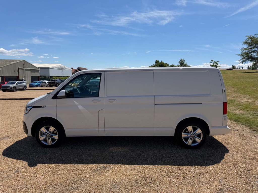 Volkswagen E-Transporter E 110 37.3Kwh Advance Lwb White #4
