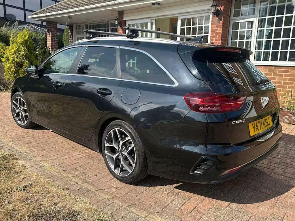 Kia Ceed 1.5 T-gdi 3 Sportswagon Dct Euro 6 Ss YA71KSJ Black #4