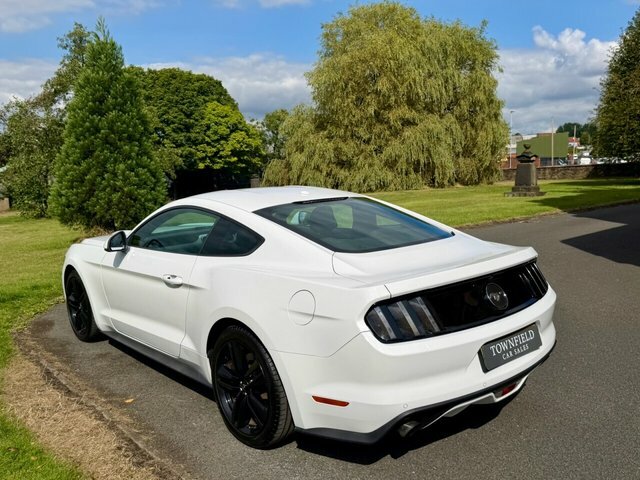 Ford Mustang Gt Red #25