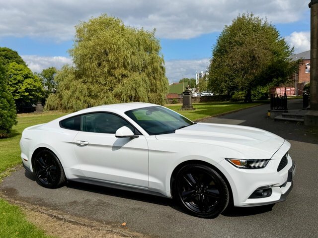 Ford Mustang 2.3T Ecoboost Fastback Euro 6 3 White #2